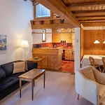 Appartement Chesa Cantieni By Interhome