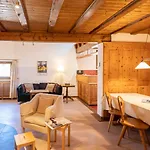 Appartement Chesa Cantieni By Interhome *