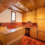 Chesa Cantieni By Interhome